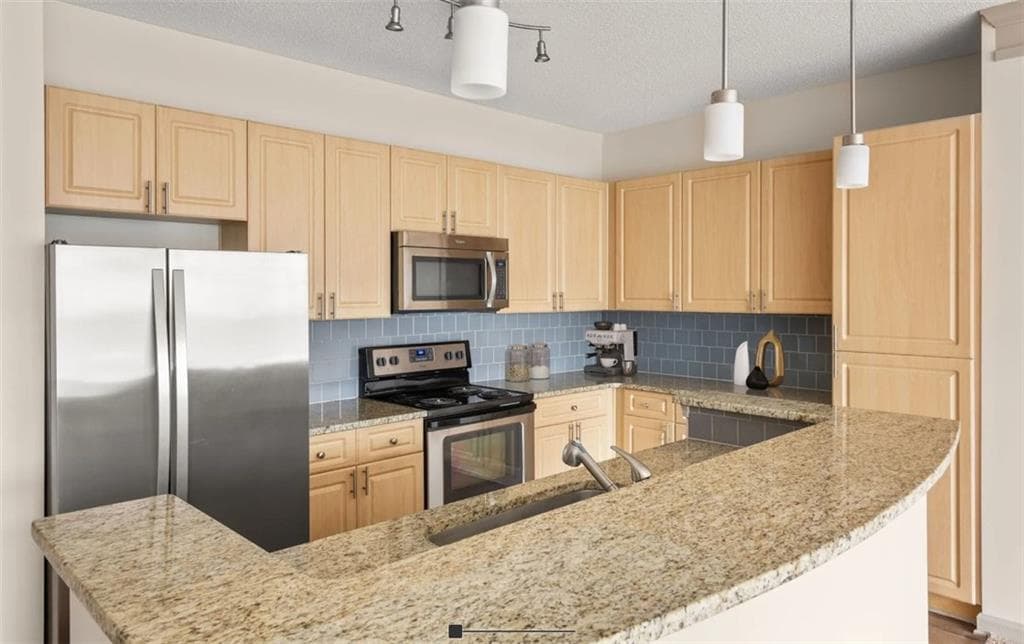 1 bedroom, 1 bathroom, 920 sq ft apartment for rent at 391 state Street 1017, Atlanta, GA 30363 for $1,880 a month — photo 4