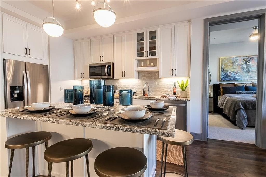 2 bedroom, 2 bathroom, 1,006 sq ft apartment for rent at 6500 Aria Boulevard 450, Sandy Springs, GA 30328 for $3,018 a month — photo 1 of 20