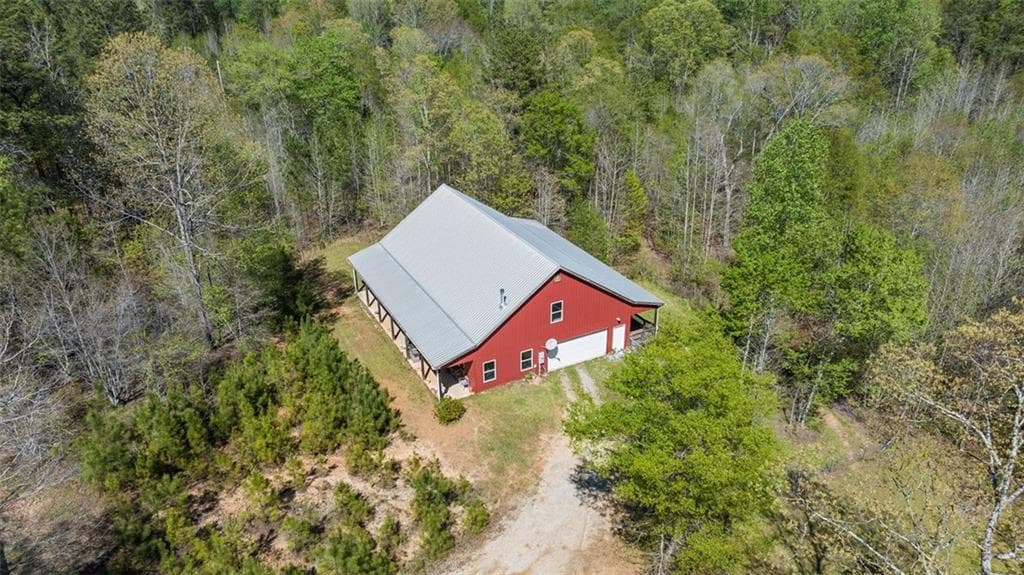 2 bedroom, 1 bathroom single family residence sold at 7750 ATLANTA NEWNAN Road, Chattahoochee Hills, GA 30268