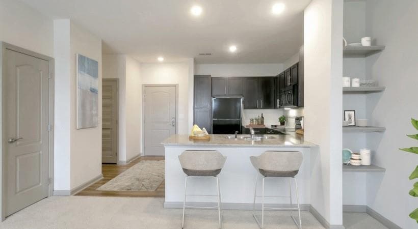 2 bedroom, 2 bathroom, 1,195 sq ft apartment for rent at 5610 Glenridge Drive 235, Sandy Springs, GA 30342 for $1,957 a month — photo 2