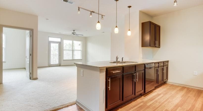 2 bedroom, 2 bathroom, 1,195 sq ft apartment for rent at 5610 Glenridge Drive 235, Sandy Springs, GA 30342 for $1,957 a month — photo 3