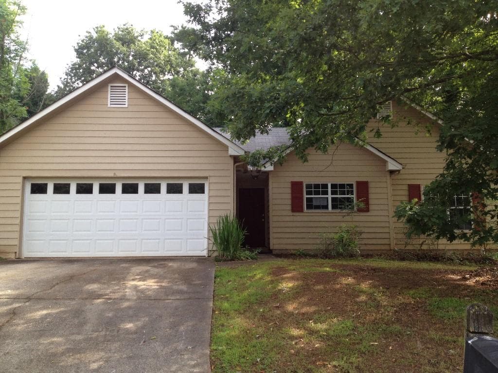 3 bedroom, 1,616 sq ft single family residence sold at 652 Ravinia Way, Lawrenceville, GA 30044