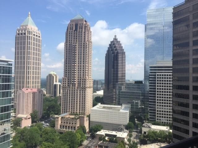 1 bedroom, 768 sq ft condominium sold at 1080 Peachtree Street 2114, Atlanta, GA 30309