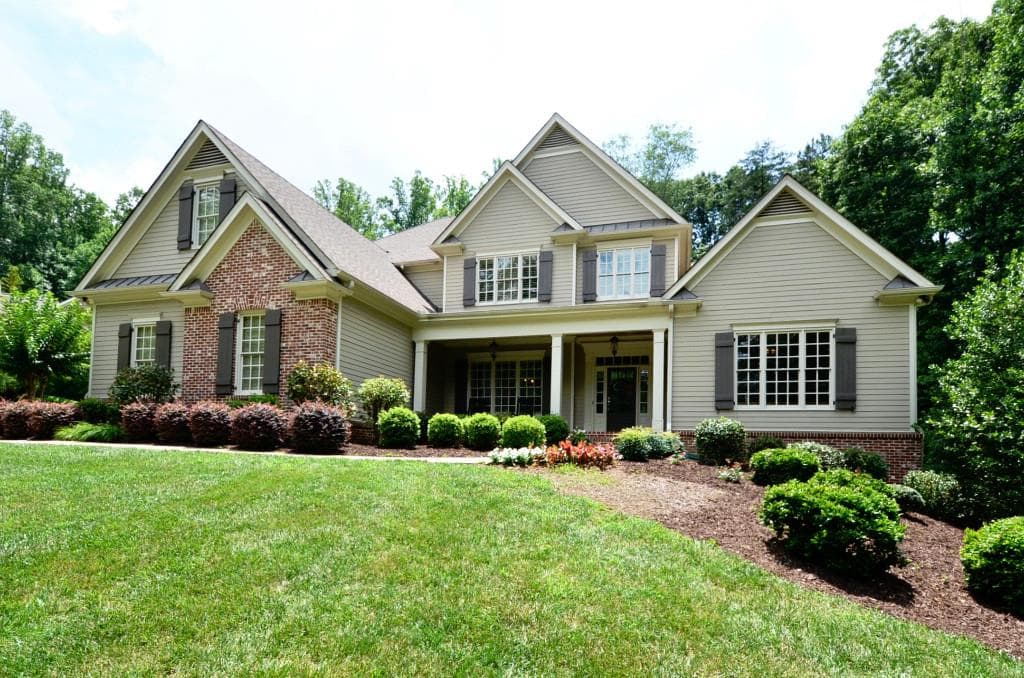 221 Oakwood Drive, Cumming, GA 30040 — most recent listing photo