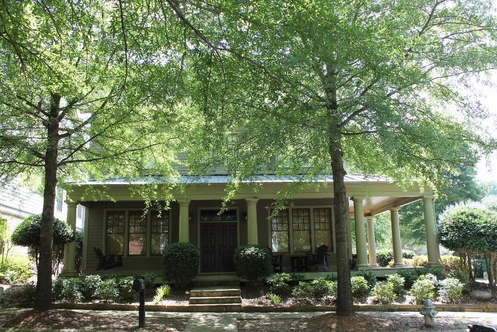 1475 Hedgewood Lane, Kennesaw, GA 30152 — most recent listing photo
