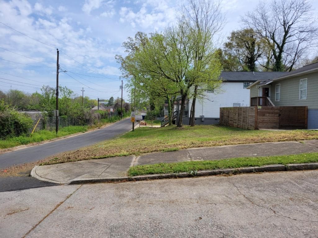 single family residence for sale at 1042 West Avenue, Atlanta, GA 30315