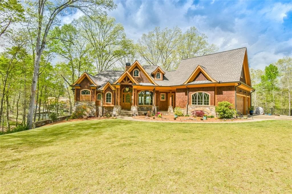 4 bedroom, 6 bathroom single family residence sold at 665 Y W Vickery Road, Lavonia, GA 30553