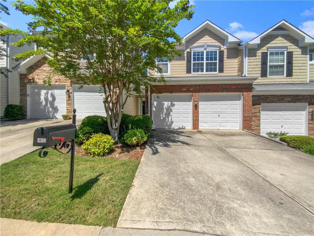 3 bedroom, 3 bathroom townhouse sold at 118 Flatwood Trail 20, Marietta, GA 30066