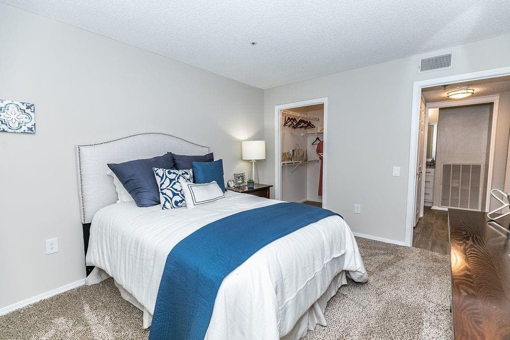 2 bedroom, 2 bathroom, 1,088 sq ft apartment for rent at 1401 W Paces Ferry Road 4307, Atlanta, GA 30327 for $1,699 a month — photo 9
