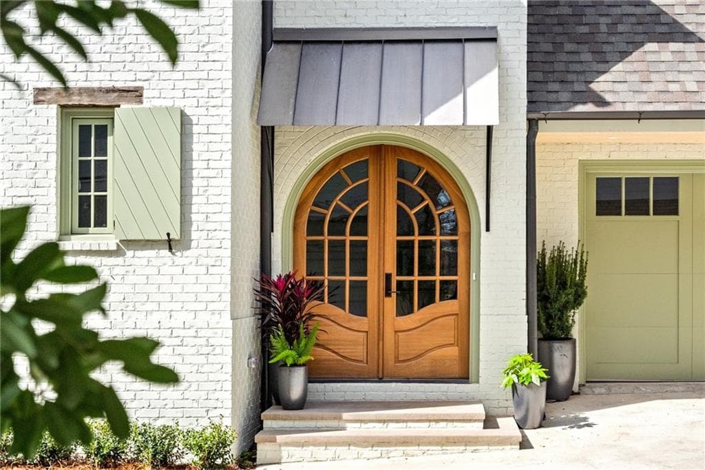 4 bedroom, 5 bathroom, 3,464 sq ft townhouse sold at 108 Sheridan Drive, Atlanta, GA 30305