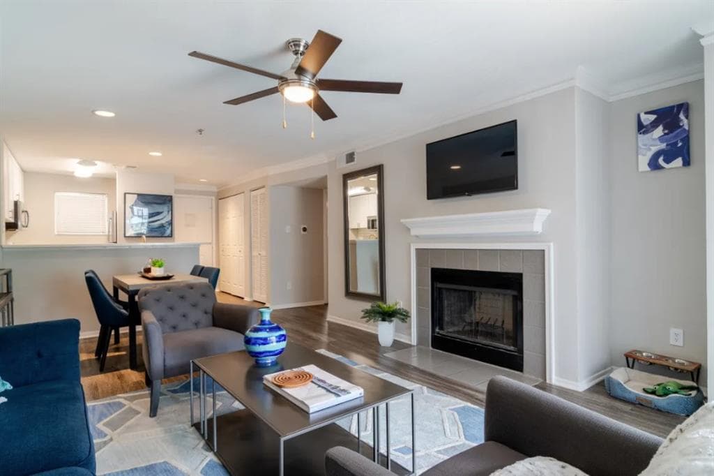 2 bedroom, 2 bathroom, 1,116 sq ft apartment for rent at 4580 Barclay Drive 341D, Dunwoody, GA 30338 for $1,650 a month — photo 4