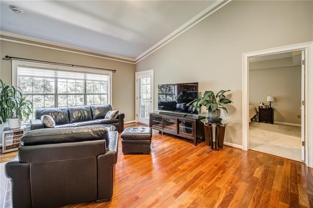 2 bedroom, 3 bathroom, 1,613 sq ft condominium for rent at 3275 Lenox Road 407, Atlanta, GA 30324 for $2,900 a month — photo 7
