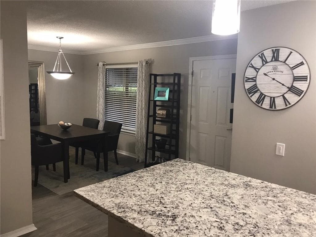 1 bedroom, 1 bathroom, 698 sq ft apartment for rent at 1401 W Paces Ferry Road 3210, Atlanta, GA 30327 for $1,238 a month — photo 3