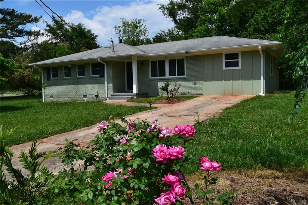 3760 Brookcrest Circle, Decatur, GA 30032 — most recent listing photo