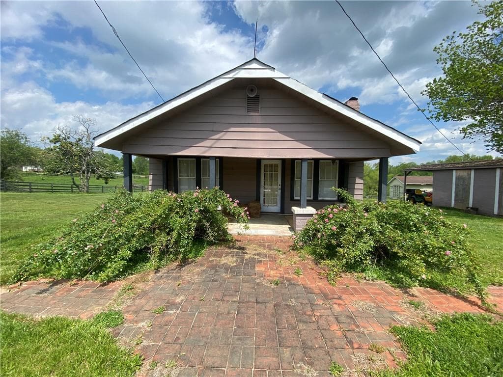 4 bedroom, 2 bathroom single family residence sold at 7555 Dawsonville Highway, Dawsonville, GA 30534