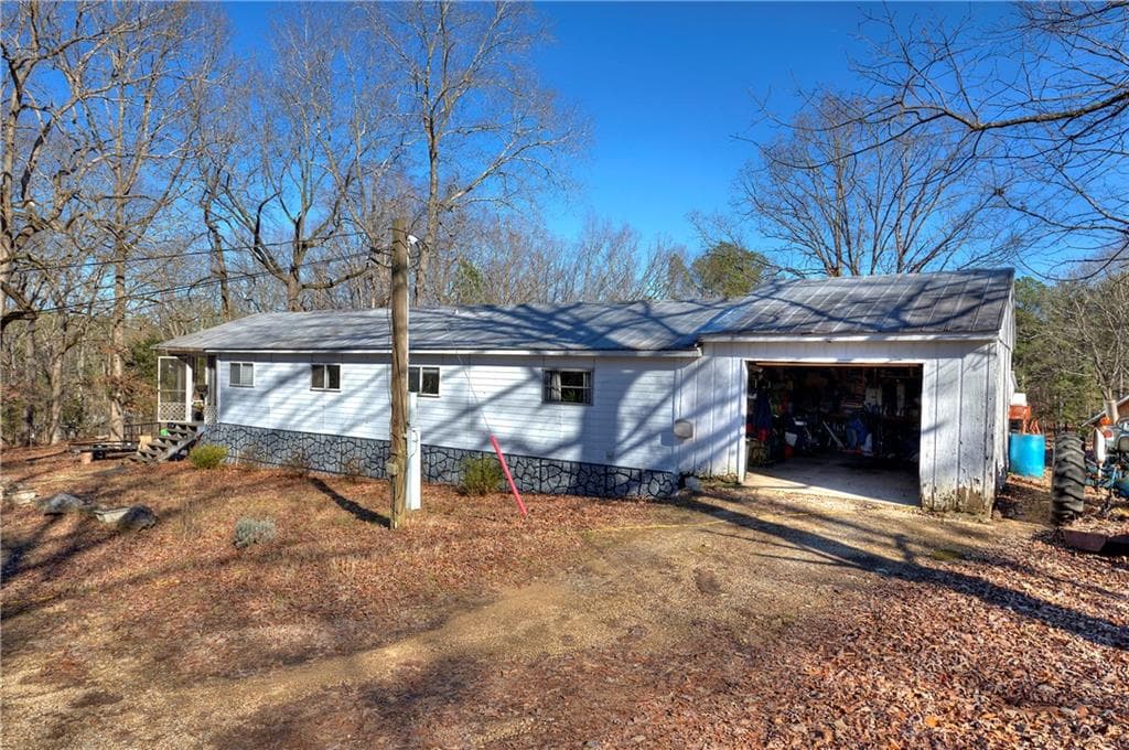 4 bedroom, 1 bathroom mobile home under contract at 368 Pleasant Valley Road, Adairsville, GA 30103 — photo 8