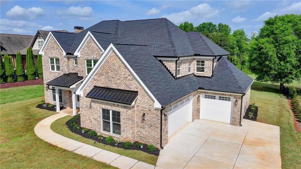 5 bedroom, 4 bathroom single family residence sold at 3072 Mulberry Greens Lane, Jefferson, GA 30549
