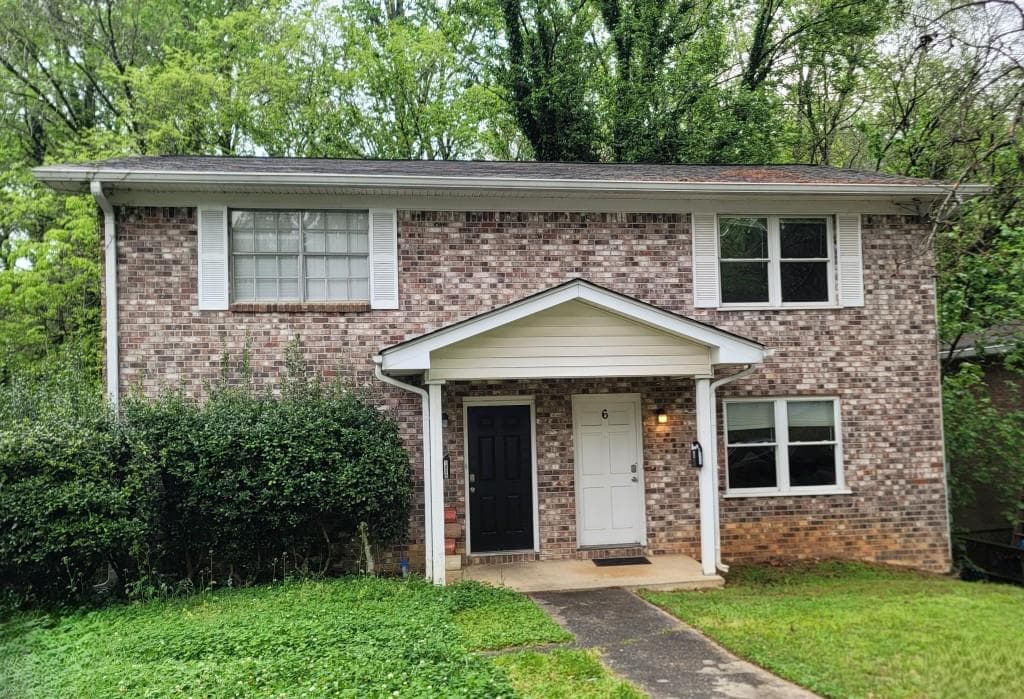 1009 CEDAR Avenue, Atlanta, GA 30344 — most recent listing photo