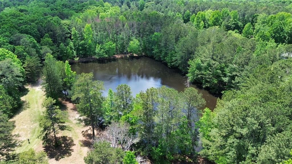3 bedroom, 2 bathroom, 1,308 sq ft single family residence sold at 2576 E PAULDING Drive, Dallas, GA 30157