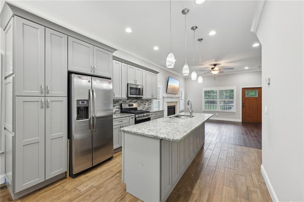 4 bedroom, 4 bathroom, 2,500 sq ft single family residence under contract at 3483 Conley Street, College Park, GA 30337 — photo 8