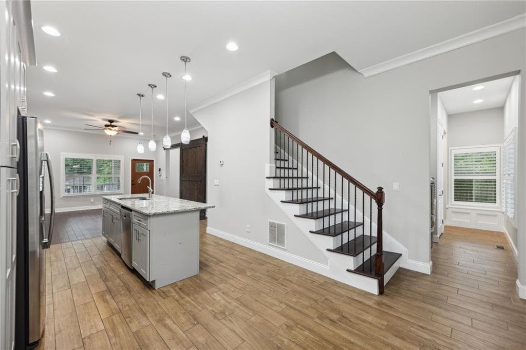 4 bedroom, 4 bathroom, 2,500 sq ft single family residence under contract at 3483 Conley Street, College Park, GA 30337 — photo 10