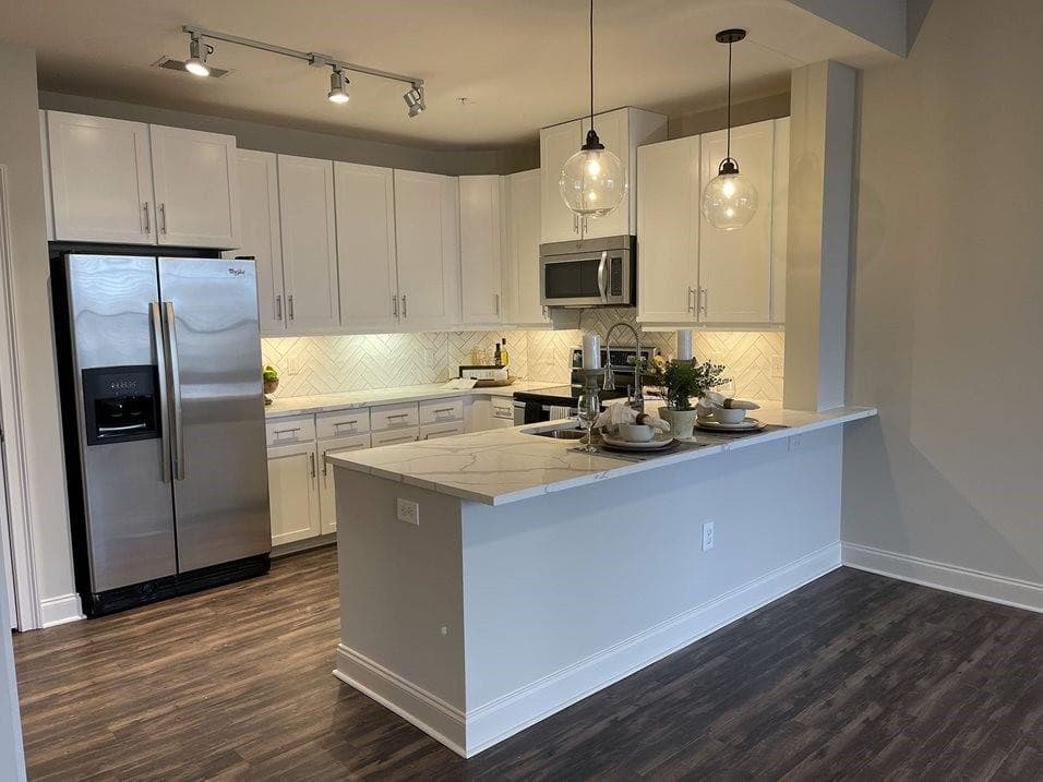 2 bedroom, 2 bathroom, 1,175 sq ft apartment for rent at 92 W Paces Ferry Road 7025, Atlanta, GA 30305 for $2,561 a month — photo 5