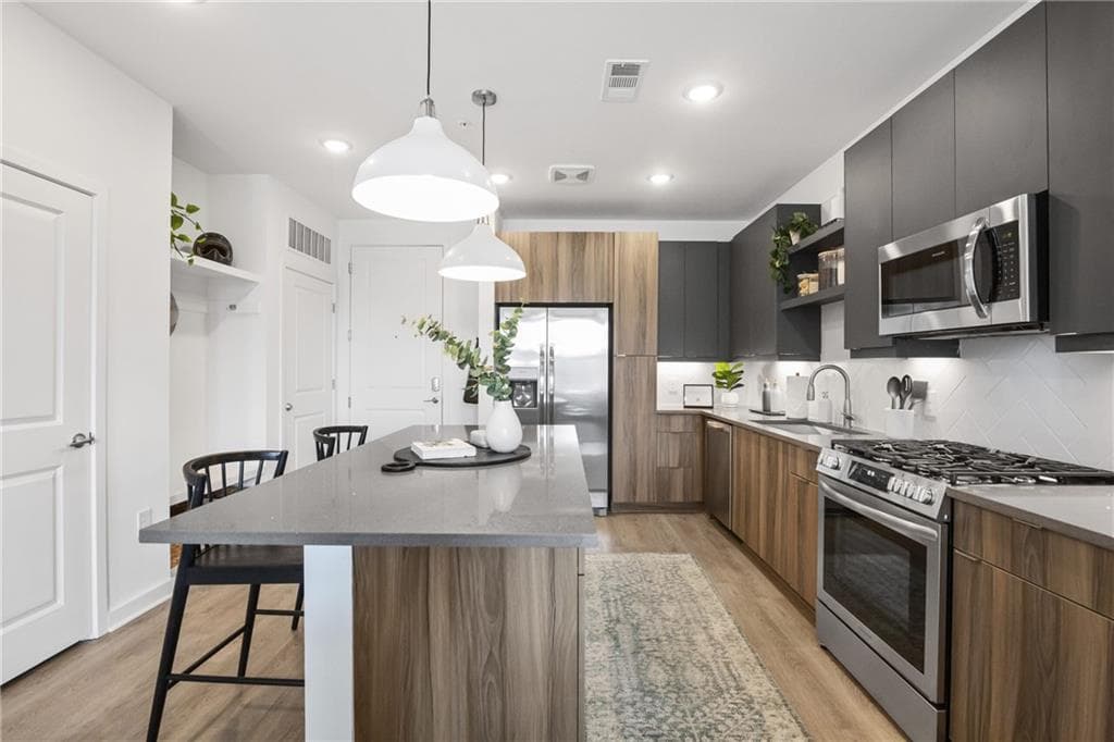 2 bedroom, 2 bathroom, 1,192 sq ft apartment for rent at 652 Angier Avenue 244-2B, Atlanta, GA 30308 for $3,301 a month — photo 3