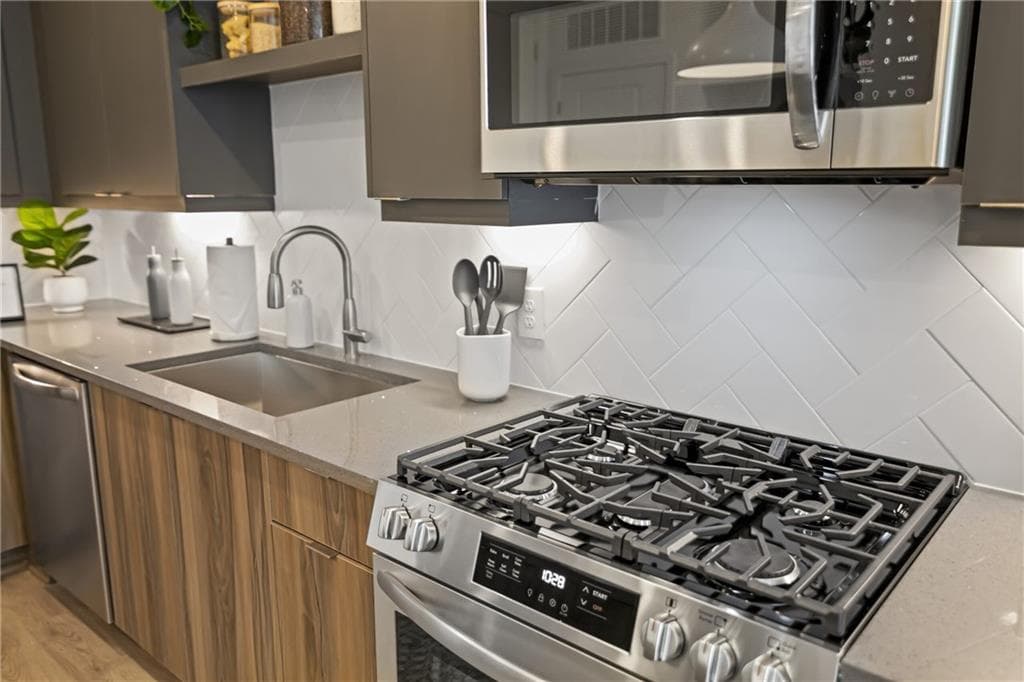 2 bedroom, 2 bathroom, 1,192 sq ft apartment for rent at 652 Angier Avenue 244-2B, Atlanta, GA 30308 for $3,301 a month — photo 4