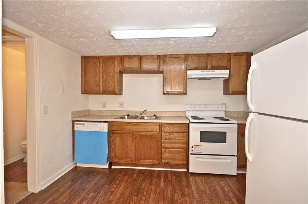 2 bedroom, 2 bathroom, 1,500 sq ft apartment for rent at 1000 Montreal Road 06C, Clarkston, GA 30021 for $1,365 a month — photo 1 of 17