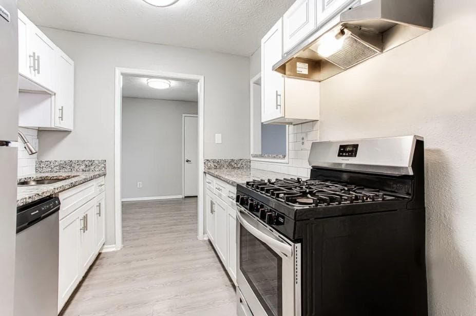 2 bedroom, 2 bathroom, 1,200 sq ft apartment for rent at 1173 N Hariston Road 1903, Stone Mountain, GA 30083 for $1,384 a month — photo 4