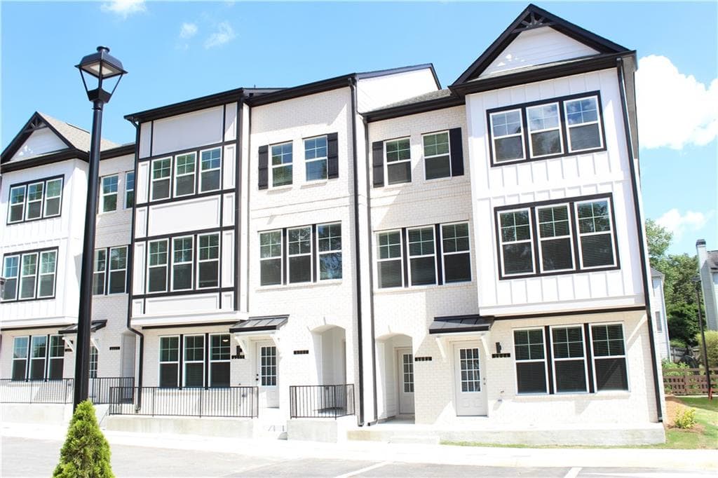5058 Insperon Lane 31, Peachtree Corners, GA 30092 — most recent listing photo