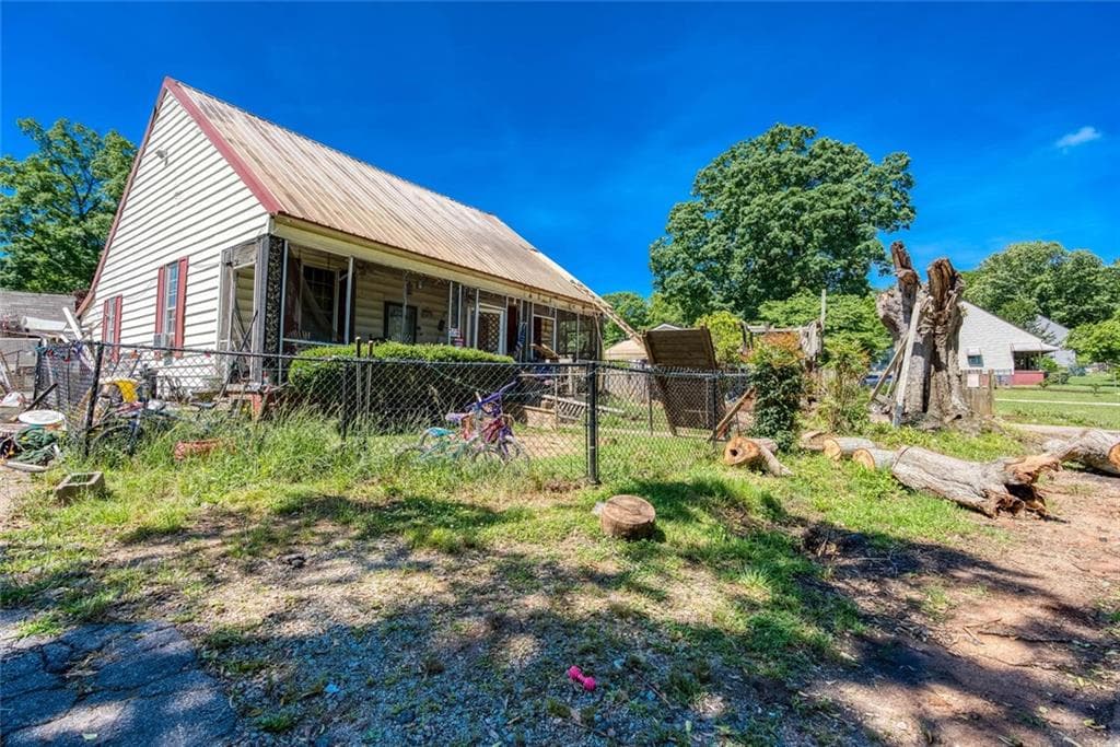 27 E Kimble Street, Newnan, GA 30263 — most recent listing photo