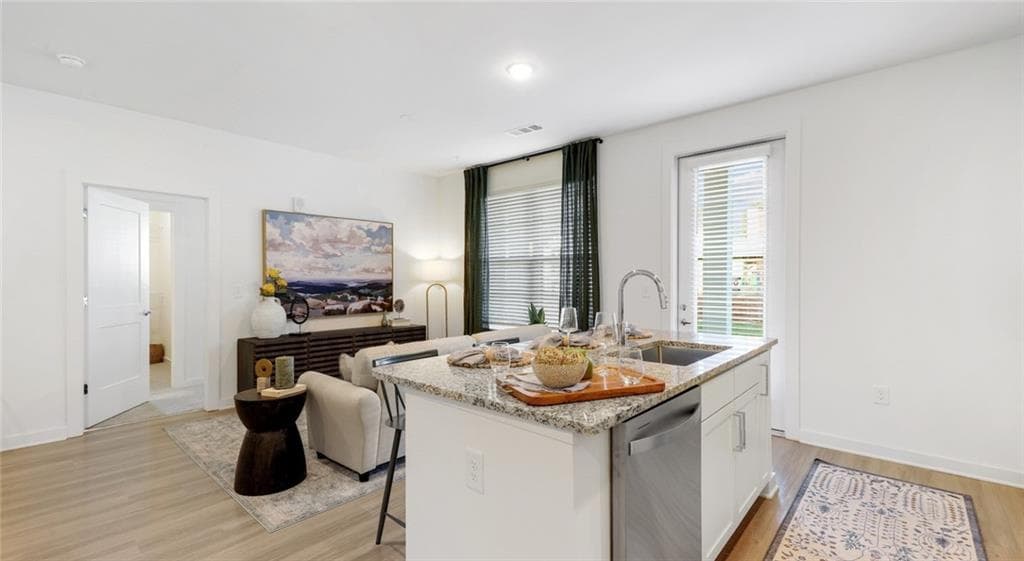 2 bedroom, 2 bathroom, 1,050 sq ft apartment for rent at 1010 Rosefinch Landing 6407, Hoschton, GA 30548 for $1,732 a month — photo 4