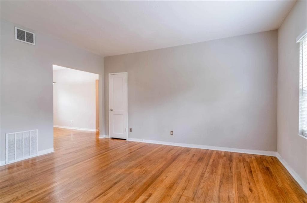 2 bedroom, 1 bathroom, 1,090 sq ft apartment for rent at 703 Twin Oaks Drive 707-2, Decatur, GA 30030 for $1,508 a month — photo 4