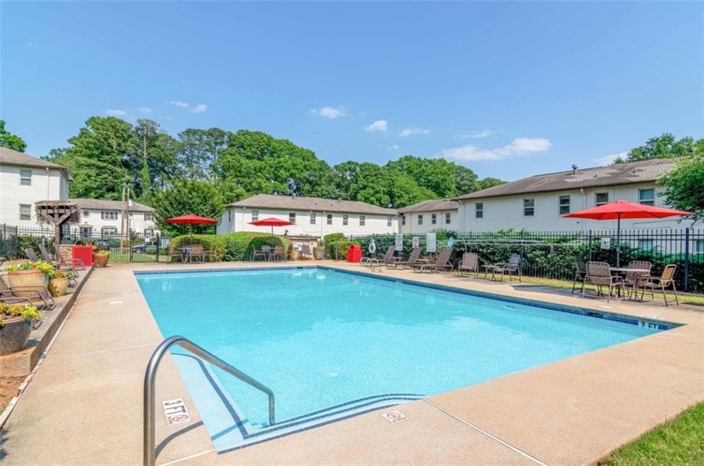 2 bedroom, 1 bathroom, 1,090 sq ft apartment for rent at 703 Twin Oaks Drive 707-2, Decatur, GA 30030 for $1,508 a month — photo 8