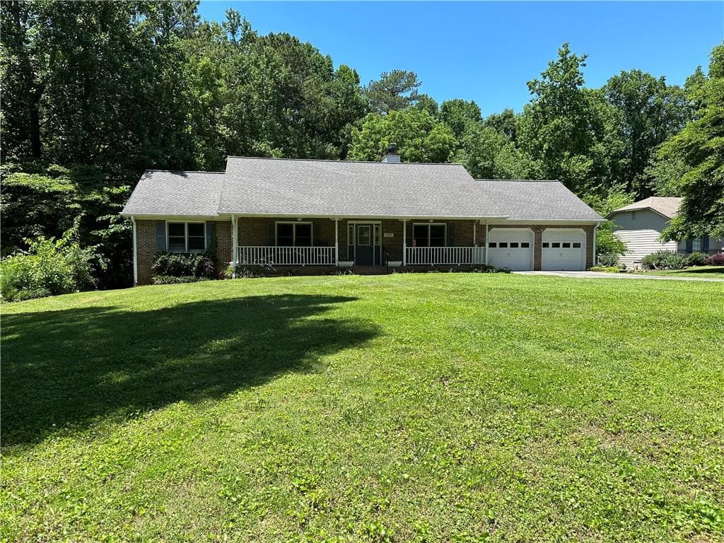 3 bedroom, 2 bathroom, 1,608 sq ft single family residence sold at 3704 Hogan Drive, Kennesaw, GA 30152