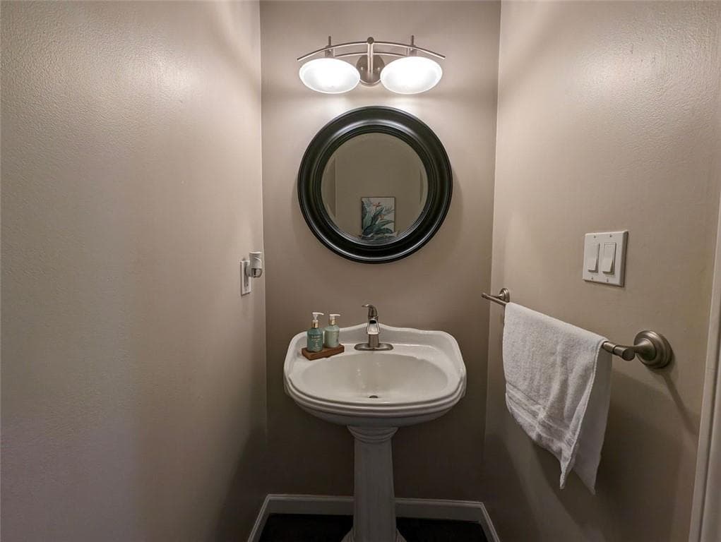 5 bedroom, 5 bathroom single family residence for rent at 1303 COLONY Drive, Marietta, GA 30068 for $8,000 a month — photo 10
