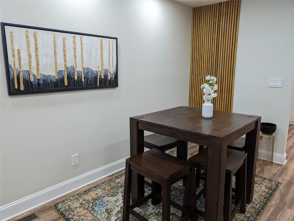 2 bedroom, 2 bathroom single family residence for rent at 1303 COLONY Drive Unit - C, Marietta, GA 30068 for $3,000 a month — photo 7
