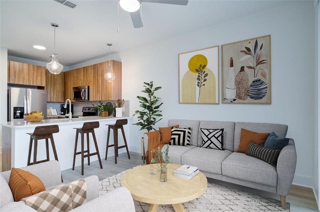 1 bedroom, 1 bathroom, 811 sq ft apartment for rent at 245 E Trinity Place 1154, Decatur, GA 30030 for $2,012 a month — photo 6