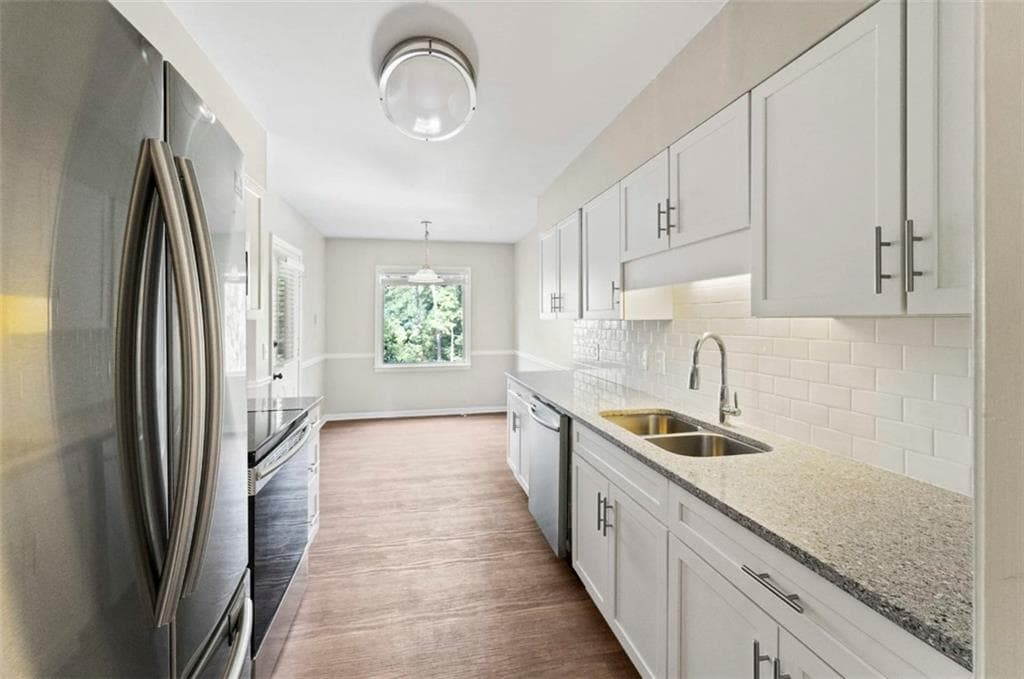 2 bedroom, 2 bathroom, 1,370 sq ft apartment for rent at 1831 Briarcliff Circle 1871A, Atlanta, GA 30329 for $1,814 a month — photo 2