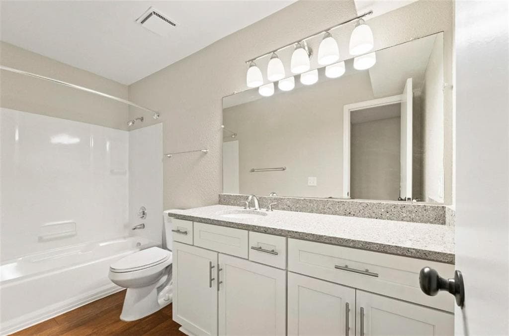 2 bedroom, 2 bathroom, 1,370 sq ft apartment for rent at 1831 Briarcliff Circle 1871A, Atlanta, GA 30329 for $1,814 a month — photo 8