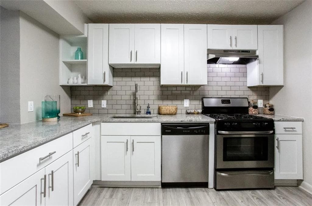 2 bedroom, 1 bathroom apartment for rent at 2035 Memorial Drive 0102, Atlanta, GA 30317 for $1,349 a month — photo 1 of 30