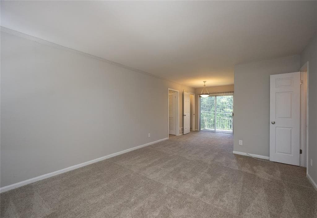 2 bedroom, 2 bathroom, 1,107 sq ft apartment for rent at 4883 Roswell Road 9V, Atlanta, GA 30342 for $1,369 a month — photo 5
