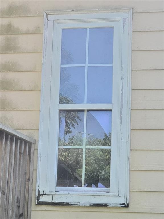 4 bedroom, 3 bathroom single family residence under contract at 2159 Martin Luther King, Jr. Drive, Atlanta, GA 30310 — photo 8