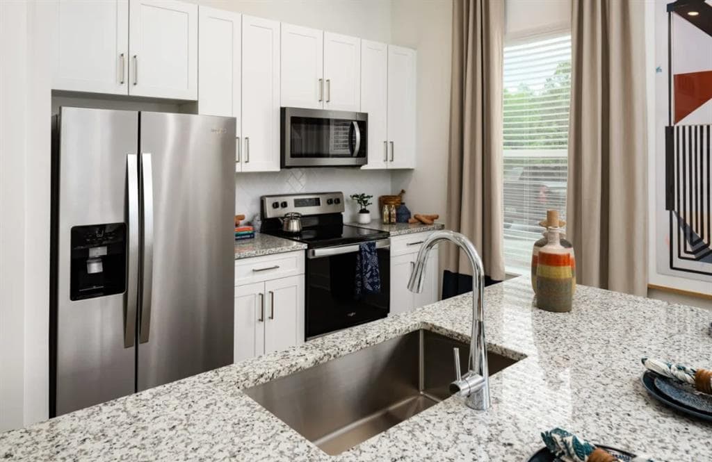 2 bedroom, 2 bathroom, 1,104 sq ft apartment for rent at 3025 Woodward Crossing Boulevard 1348, Buford, GA 30519 for $2,076 a month — photo 2