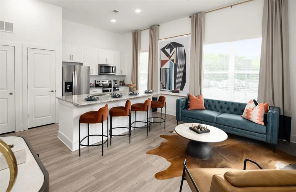 2 bedroom, 2 bathroom, 1,104 sq ft apartment for rent at 3025 Woodward Crossing Boulevard 1348, Buford, GA 30519 for $2,076 a month — photo 3
