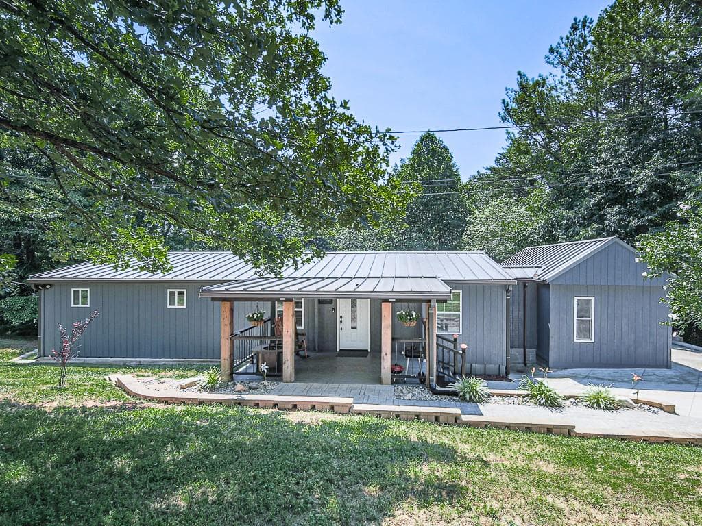 231 Mountain Lake Drive, Jasper, GA 30143 — most recent listing photo