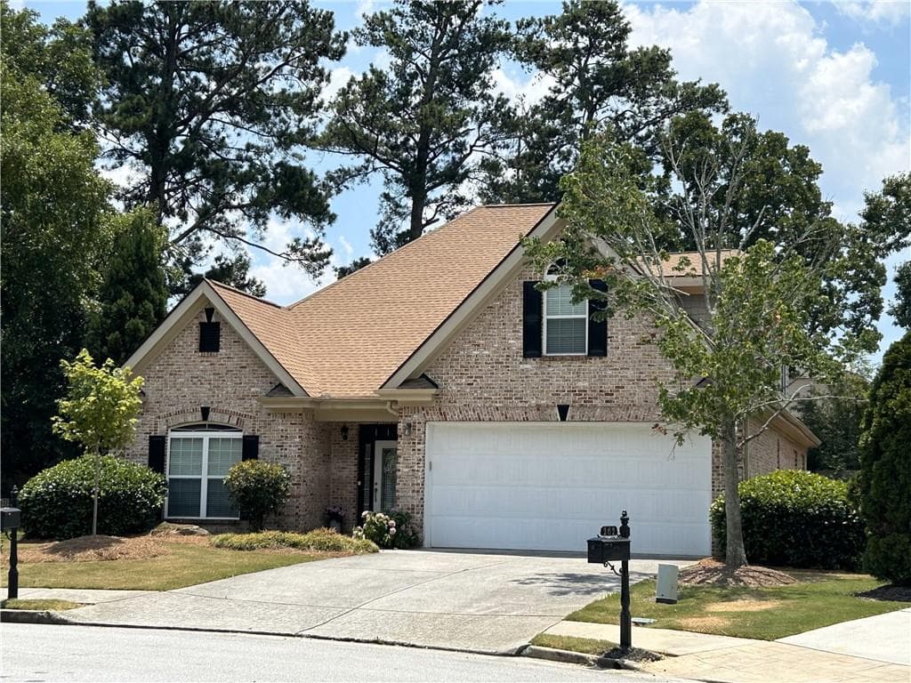 4 bedroom, 3 bathroom, 2,924 sq ft single family residence sold at 252 Madison Park Drive, Grayson, GA 30017