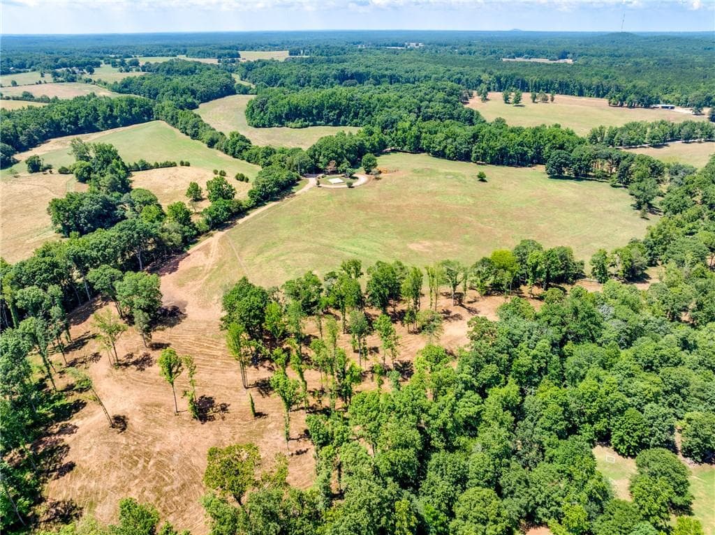 5 bedroom, 4 bathroom other for sale at 1650 Locklin Cemetery Road, Monroe, GA 30656 — photo 6