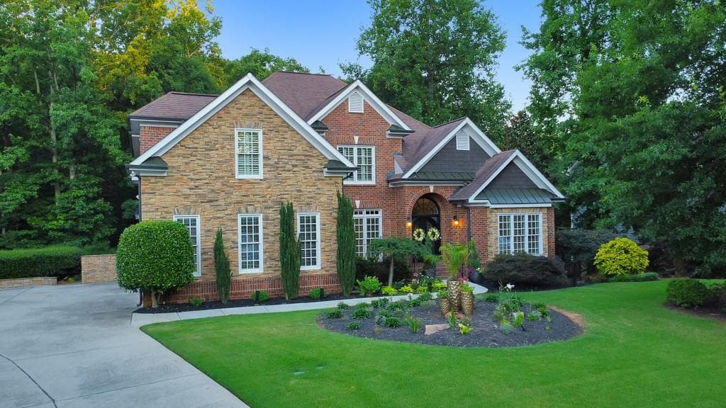 6 bedroom, 5 bathroom, 6,135 sq ft single family residence sold at 1326 Hamilton Creek Drive, Kennesaw, GA 30152